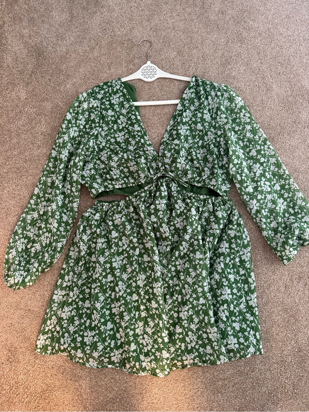 Abercrombie & Fitch Green Floral Long-Sleeve Tie-Front Dress